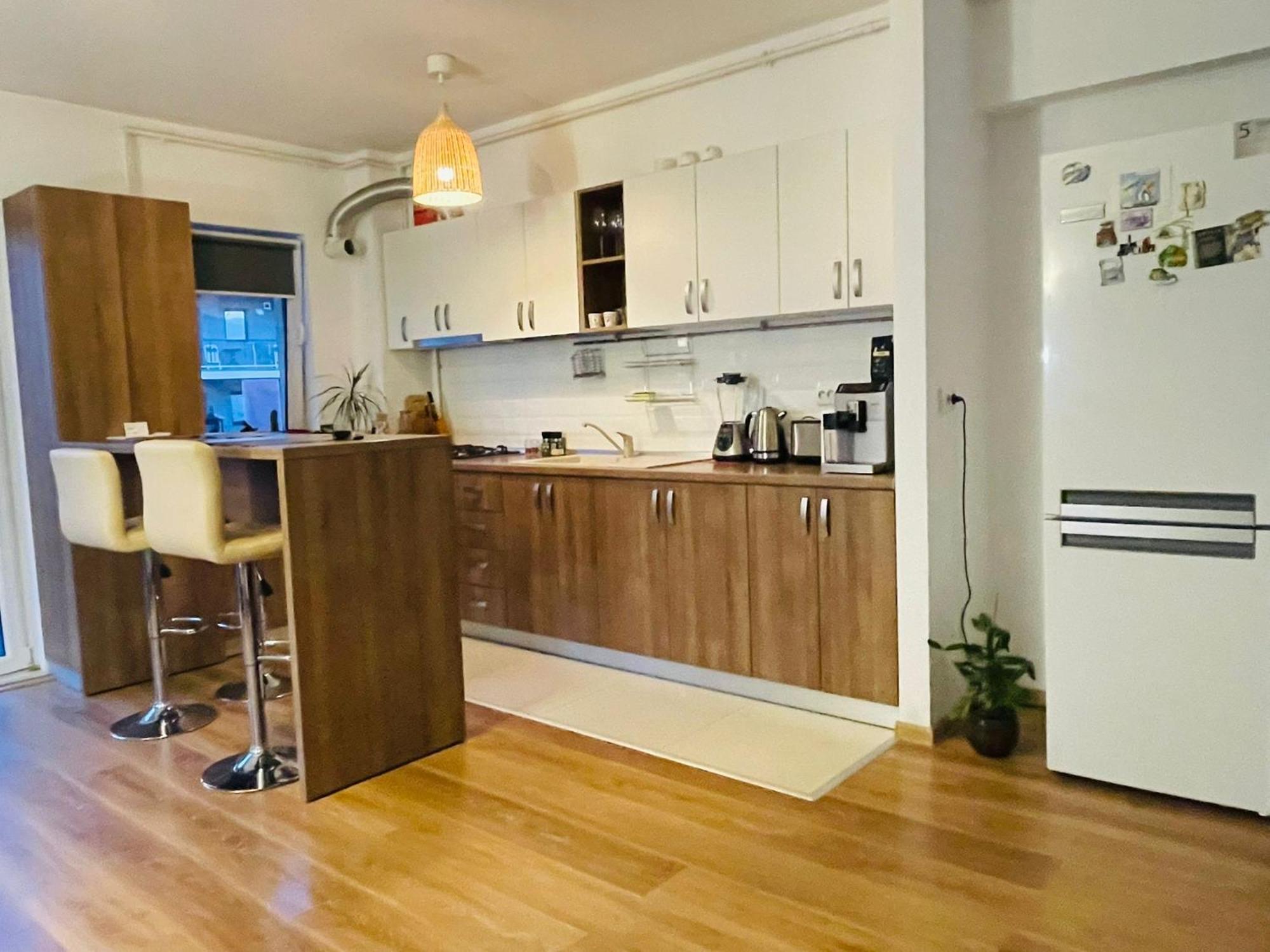 Cozy Apartment With Free Parking Cluj-Napoca Exterior photo
